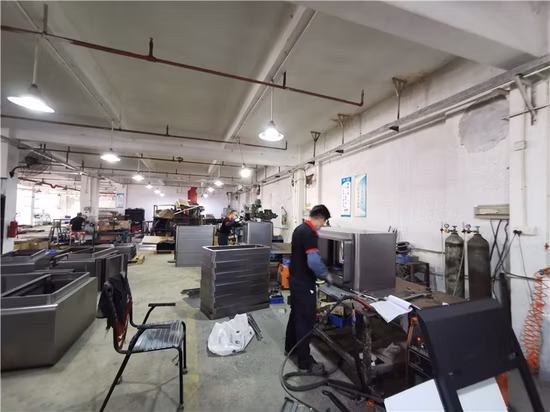 Wholesale 4K Ad Player Video Wall Controller Windows Android LCD 3D 2X2 Display Video Wall